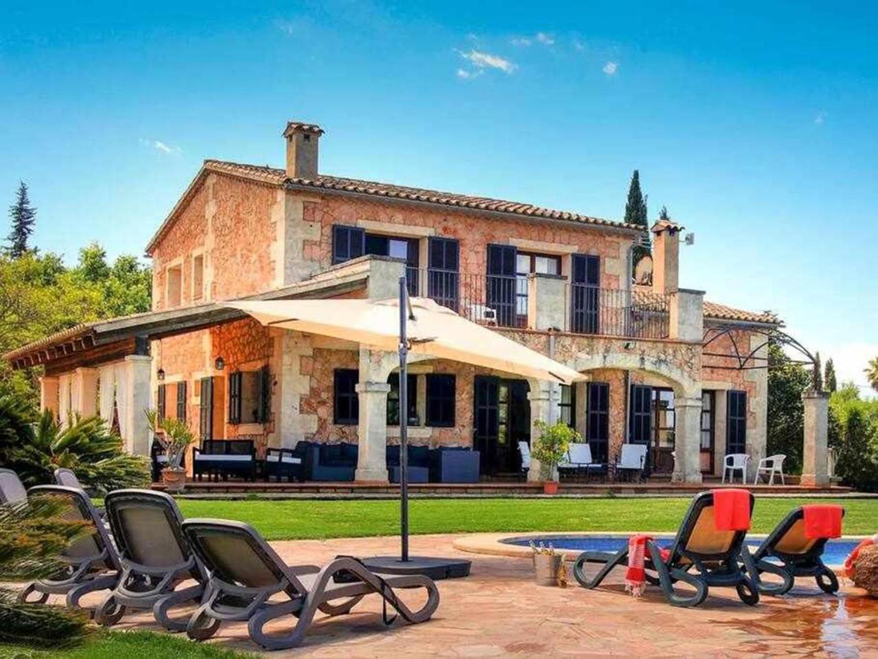 Ciclismo y golf junto a la playa Finca Son Sant Martí Gran Vila Muro Exterior foto